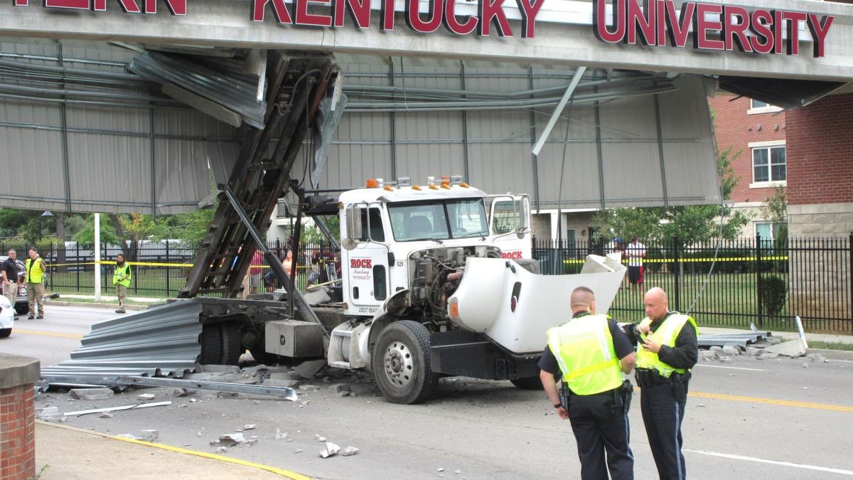 EKUBarstool's tweet photo. If you remember when a semi destroyed the pedway you qualify for a veterans discount https://t.co/nWcq4oxel7