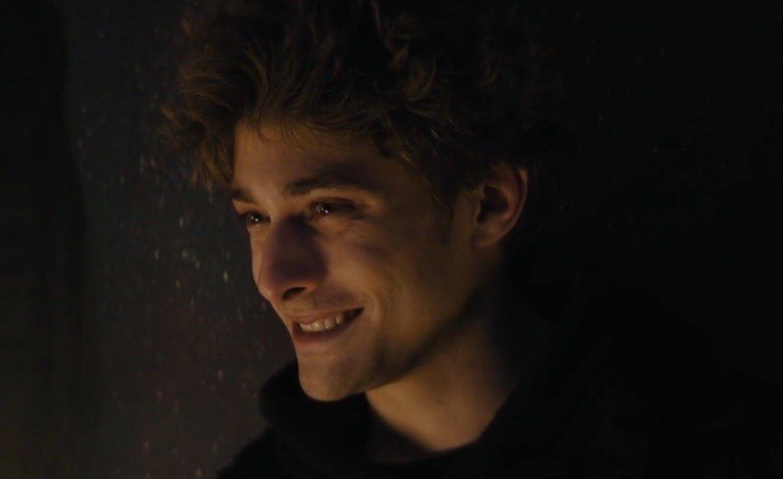 « You are a product of the lessons you’ve learned. You are wiser because you went through something terrible. And you are the person who survived a bunch of rainstorm and kept walking. And I now believe that walking through a lot of rainstorms gets you clean »  #skamfrance