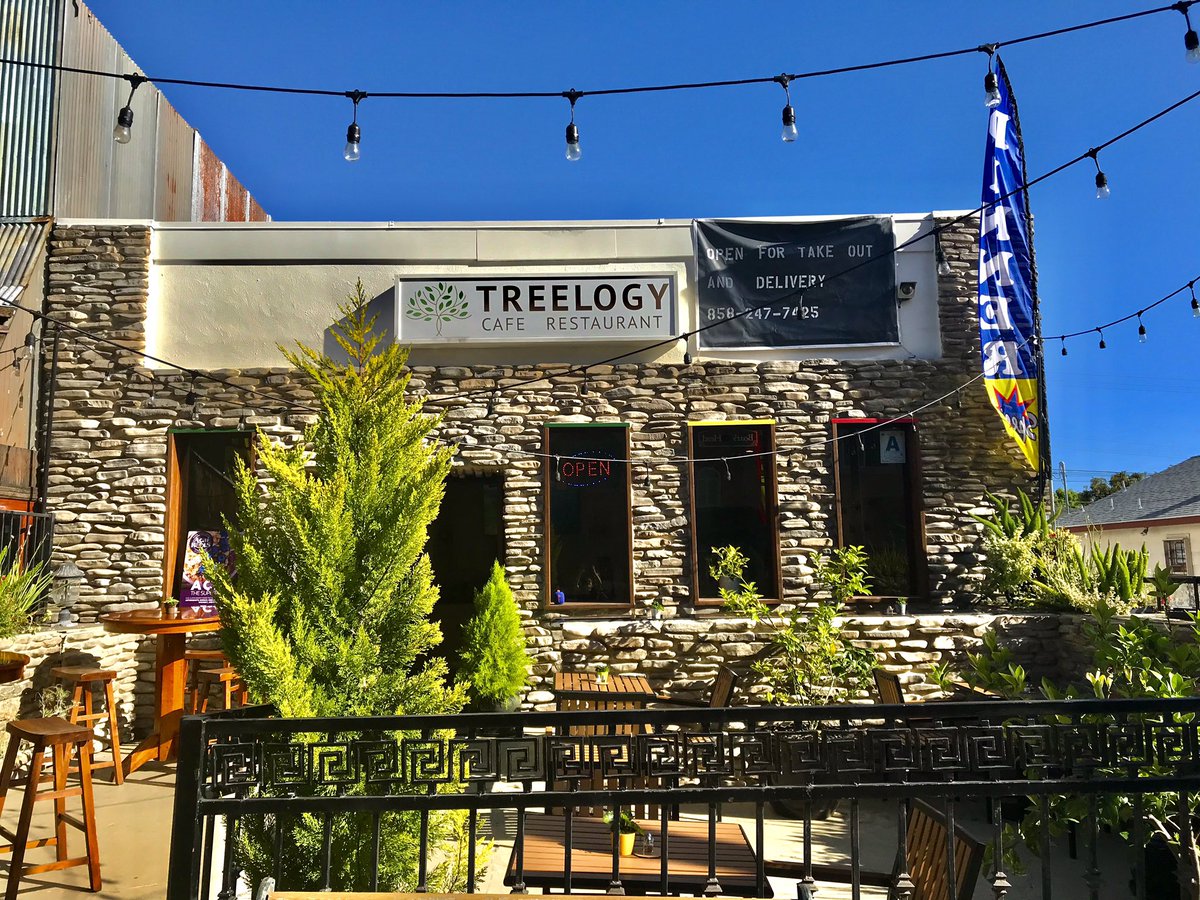 treelogycafe's tweet photo. Come and Enjoy The Breeze ☀️ 🌳 🌺  Open from 11am to 9pm Offering: Late Breakfast - Lunch - Dinner -  Beverage #opening #lunch #patio #terrace #dinner #takeout #pacificbeach #lajolla #sandiego #socialdistancing https://t.co/O0MNigsbgG