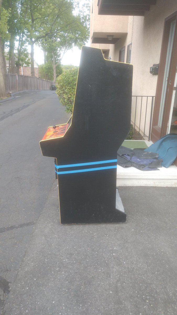 DeLsArcade's tweet image. What the?!?!  Incoming!  #Atari #System1 #arcade #arcaderestoration @DeLsArcade