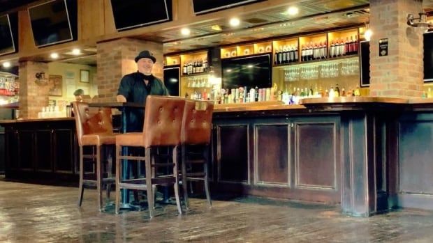 Tessa Martin, who is a registered psychologist, said employees who are returning to work and may be worried about their safety need to empower themselves "to create their own safety." buff.ly/3g1K0tA 

#covid19 #mentalhealth #anxiety