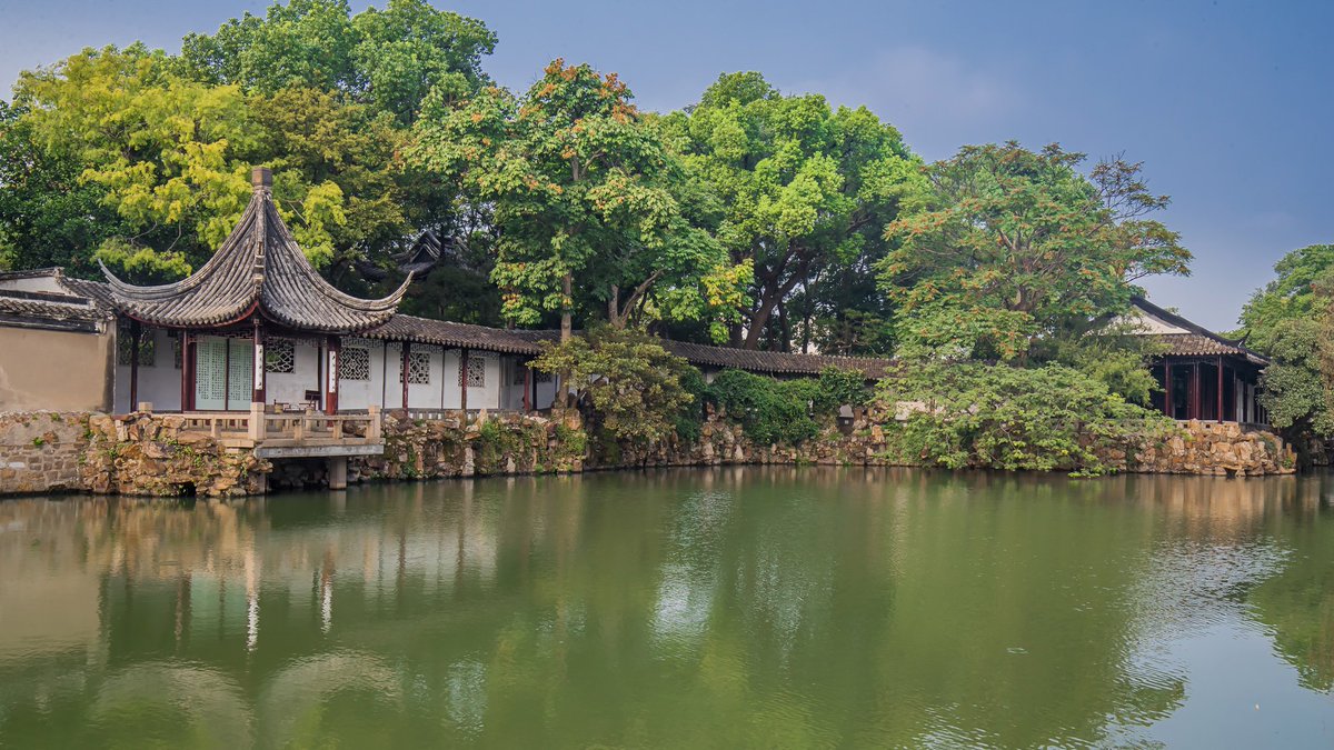 VisitSuzhou's tweet photo. The Canglang Pavilion is the oldest garden in Suzhou. Built nearly a thousand years ago, it’s one of China’s living wonders. Learn more about Suzhou’s iconic gardens here: https://t.co/ahB8hVascq
#TravelSuzhou https://t.co/5Lf8QLkWvg