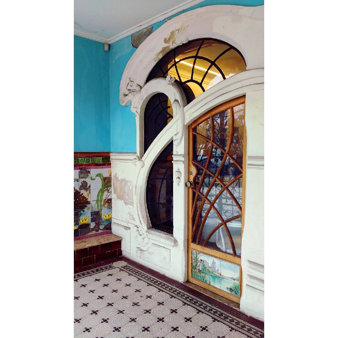 Art Nouveau Doors 14