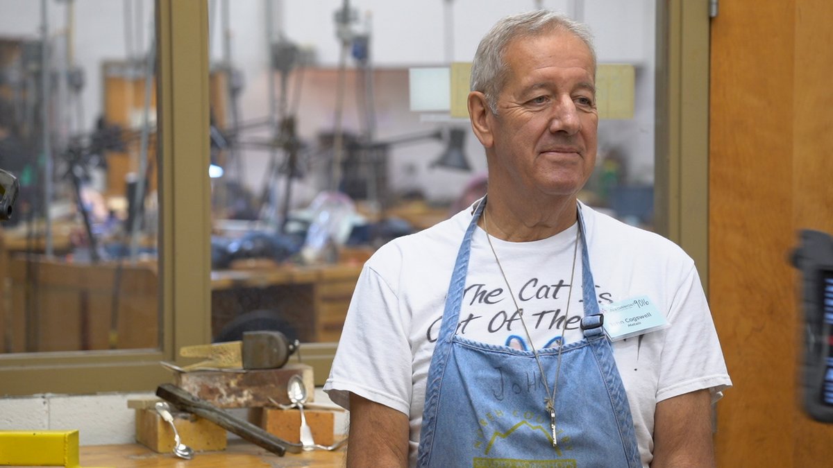 Arrowmont's tweet photo. Arrowmont features John Cogswell, silversmith, on a new Arrowmont Craft Conversations video.

Watch the video at https://t.co/WDmAYTpCPT and visit https://t.co/hzPT2Gs8eW for more details.

#arrowmont #arrowmontconnections #arrowmontcraftconversations #johncogswell https://t.co/ma3XnY1sTT