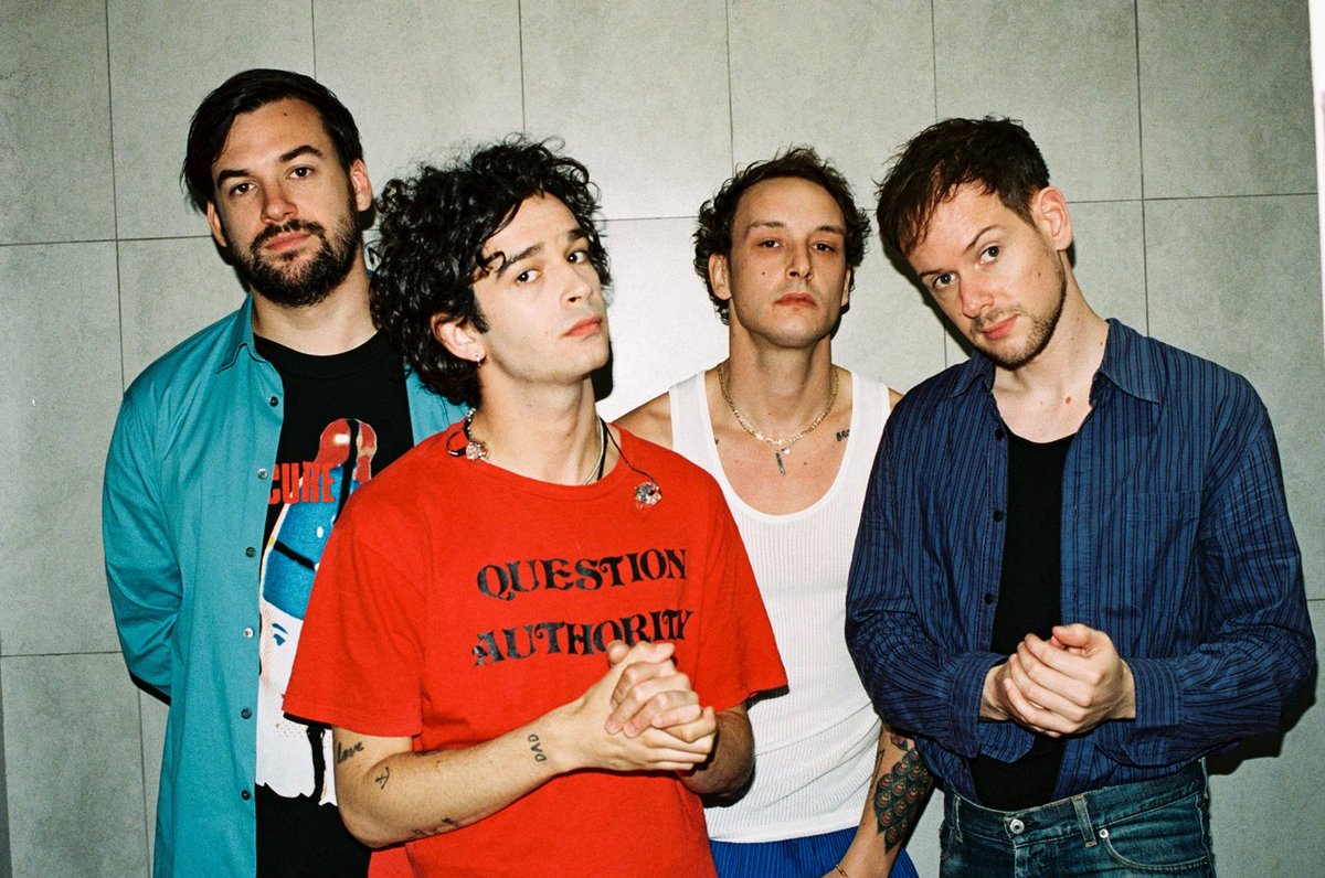 REVIEW 🚨 Les britanniques de <a href="/the1975/">The 1975</a> explorent le fond et la forme dans #NotesOnAConditionalForm, leur quatrième album.
> frama.link/9mqjV3g0
