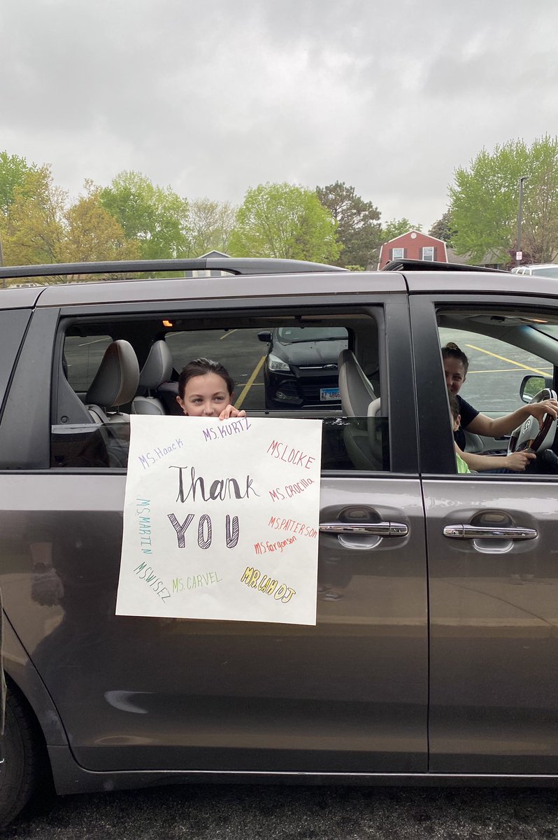 Material pick-up today @CollinsSchool54 was not how I imagined wrapping up the year. But I was so thankful to physically see my students one last time for the year. I just wish I could have hugged them all! ❤️😢 #54StepsUp #endoftheschoolyear #theyearitaughtquarantined