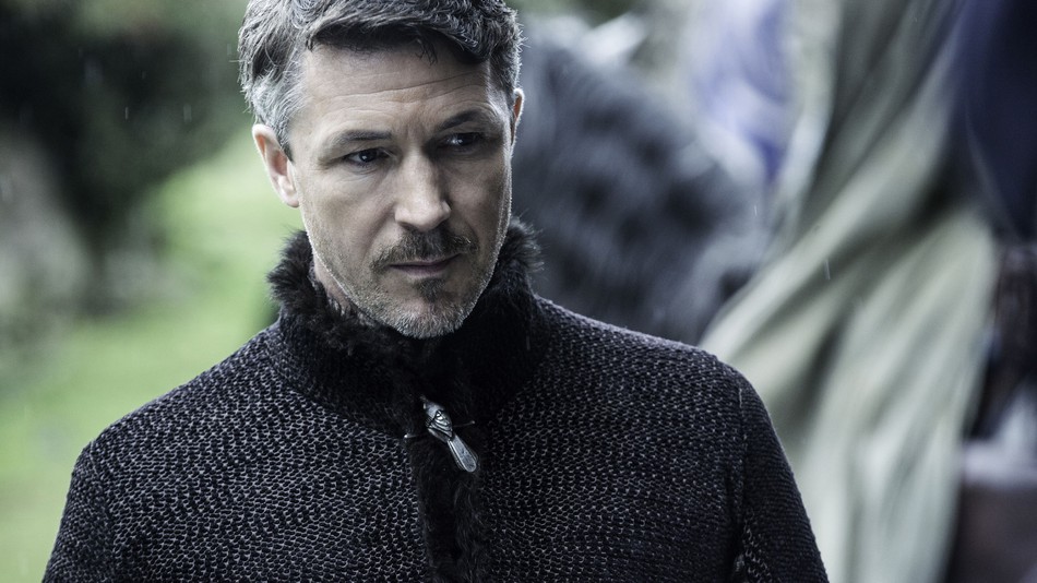 GameofThronesB4's tweet photo. ピーター・“リトルフィンガー”・ベイリッシュ

ロバート王の小評議会の大蔵大臣であり、王都で娼館を営む男。鉄の玉座を狙いあらゆる人物を利用する。
若い頃からキャトリンに執心だったが裏切り、ラニスター家に着く。
ライサと結婚し谷間の高巣城城主となる。 

#ゲームオブスローンズ https://t.co/AsnhVc0DF8