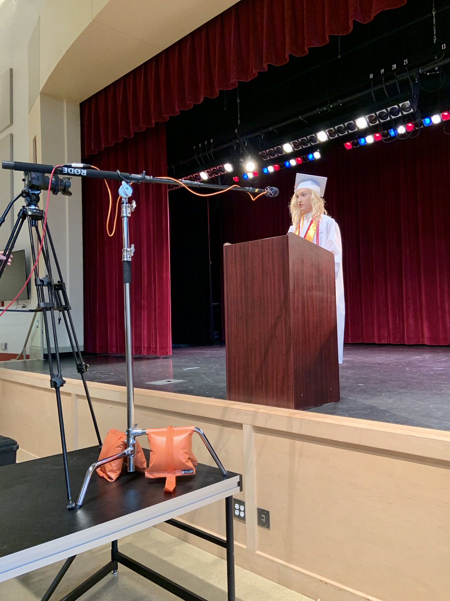 Milton_Union_HS's tweet photo. A sneak peek at Hanna Nutley giving her Salutatorian speech this morning! https://t.co/rcCzmko6q9