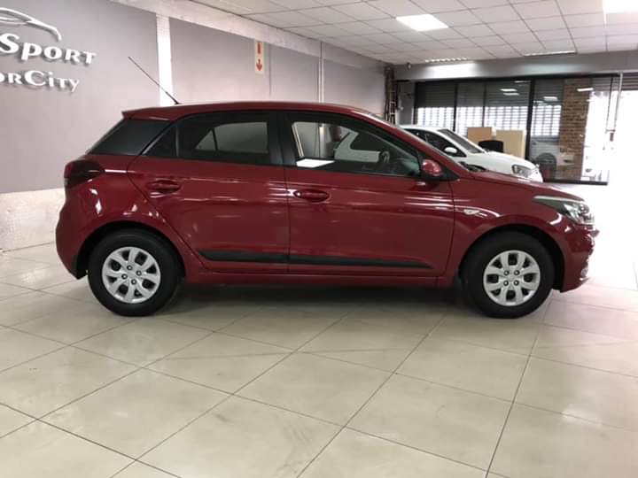 uNomfundo__'s tweet photo. @Boity 89% of South Africans Are you ready to buy a car and have good credit profile let me assist you getting a vehicle you want and skip public transport #LockdownHouseParty #dlaminizumamustfall 
#day57oflockdown https://t.co/K5LLJxk47l