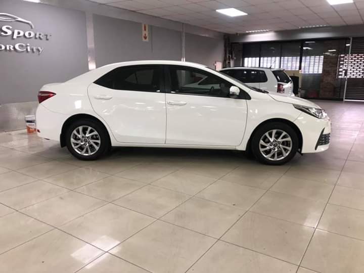 uNomfundo__'s tweet photo. @Boity 89% of South Africans Are you ready to buy a car and have good credit profile let me assist you getting a vehicle you want and skip public transport #LockdownHouseParty #dlaminizumamustfall 
#day57oflockdown https://t.co/K5LLJxk47l