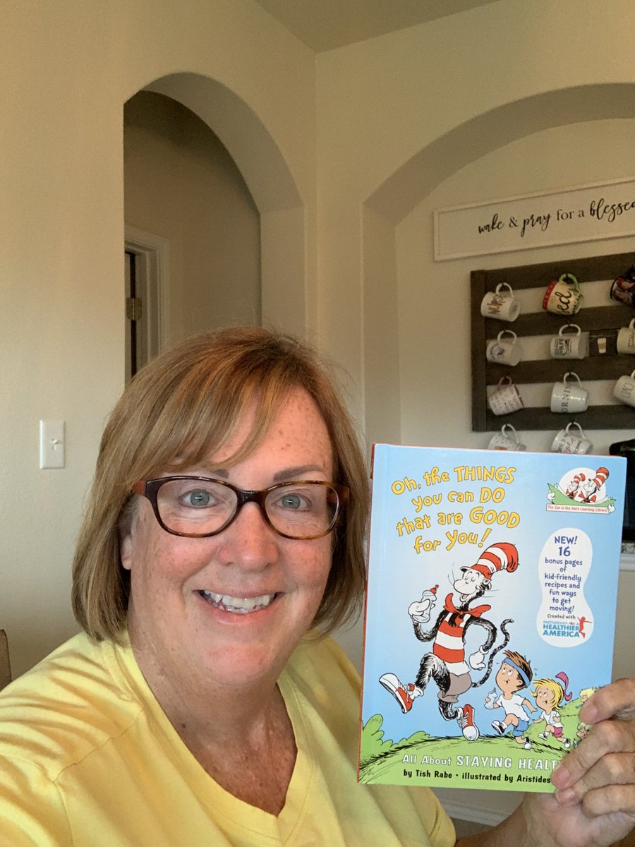 PophamLibrary's tweet photo. Mystery Reader #11 @DVISD_PES, Ms. Blackwood!
Mystery Reader #12!
https://t.co/5YR9DMWegz
Guess Who? in the comments.
Here are your clues for Mystery Reader #12:
I teach students in every grade.
I love playing sports and being active.
I am not from Texas.
Happy Guessing! https://t.co/EHxSzhnhIl