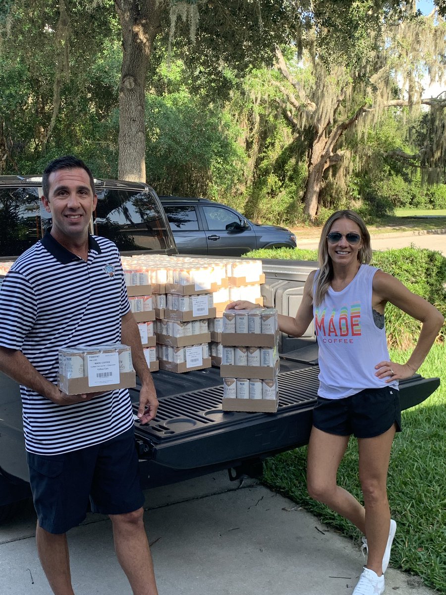 Glaser_GB's tweet photo. Something’s brewing w/ our friends at @DrinkMadeCoffee as we continue with #GasparillaBowlGivesBack. MADE is doing their part to support our community &amp; frontline heroes 🏴‍☠️ 🏈 🏝 #MADEcoffee
#MadeforFL
#drinkcoldcoffee https://t.co/YeDpf1it50 https://t.co/y3SujAtBhh