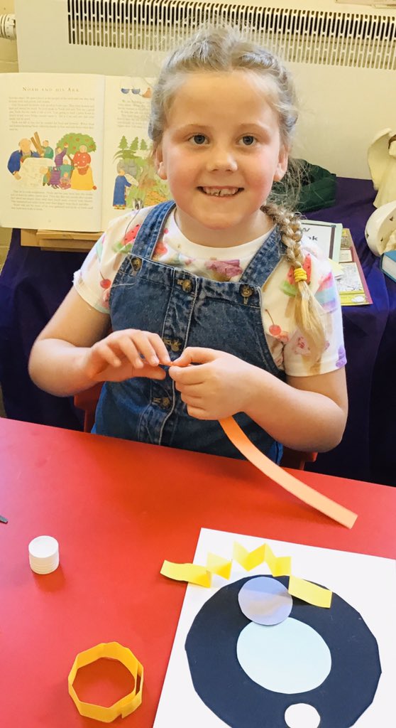sjvblackpool's tweet photo. Today we read a story called βTheDotβ and did some 3D artwork and writing all linked to the story and what happens to Vashti to make her believe in herself β«οΈπ¨βοΈ #SJVArt #SJVReading #SJVClass2M #SJVClass2W #SJVClass3H #SJVClass3M https://t.co/x9lkX2e8TT