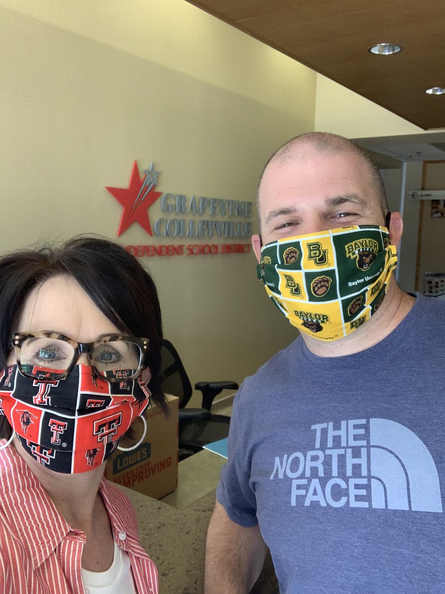 Was able to see a few of my principal friends today! We are always thinking of higher education and supporting our universities!! ❤️🖤❤️🖤<a href="/GCISD/">Grapevine-Colleyville ISD</a> <a href="/TESHilcher/">Liz Hilcher</a> <a href="/BryanCalvert3/">Bryan Calvert</a> <a href="/GESHale/">Nancy Hale</a>