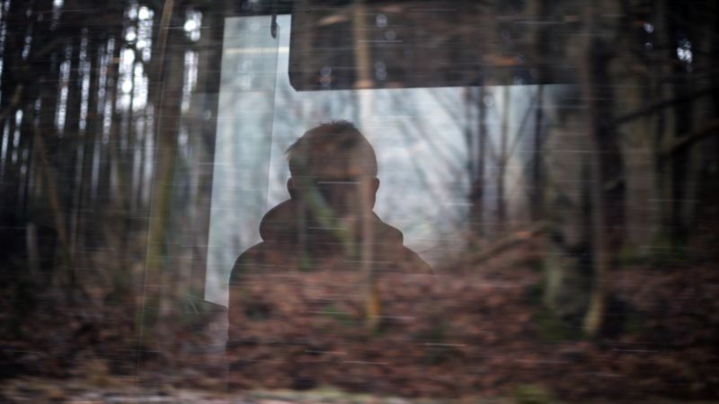 The world's first treatment programme for veterans suffering from Complex Post Traumatic Stress Disorder is set to be launched.

Research shows many veterans suffering from PTSD could be living with a more acute condition.

#MentalHealthAwarenessWeek
forces.net/news/pilot-tre…
