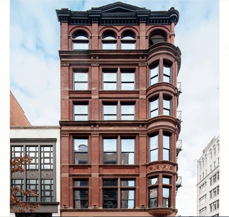 #DetroitLooksLikeThis at the Wright-Kay Building, 1500 Woodward Ave.

Photo by <a href="/thekraemeredge/">Kraemer Design Group</a>, which renovated the 1891 beauty for men’s retailer <a href="/johnvarvatos/">John Varvatos</a> | #architecture #historicarchitrecture #preservation <a href="/PresDetroit/">Preservation Detroit</a> #urbanphotography