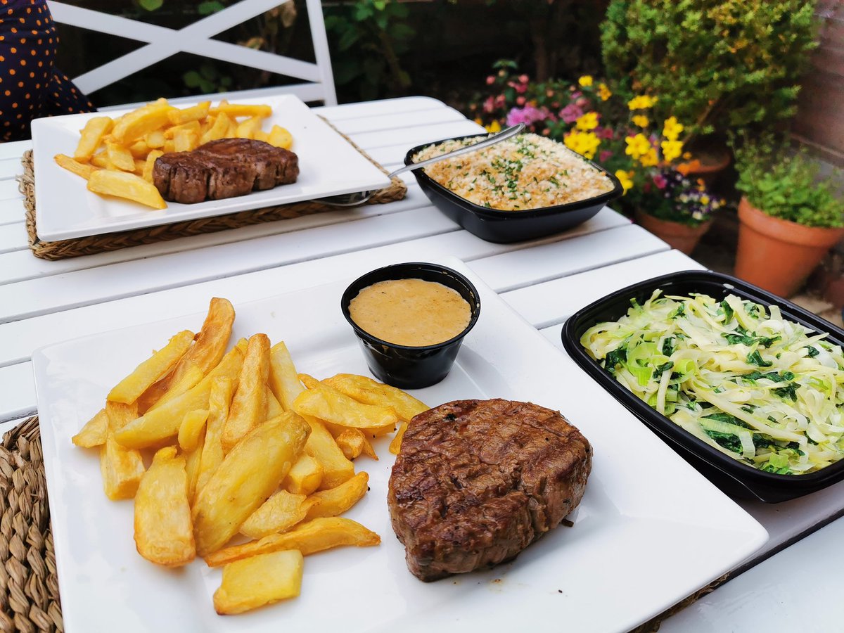 Richard 🦏 tweet media