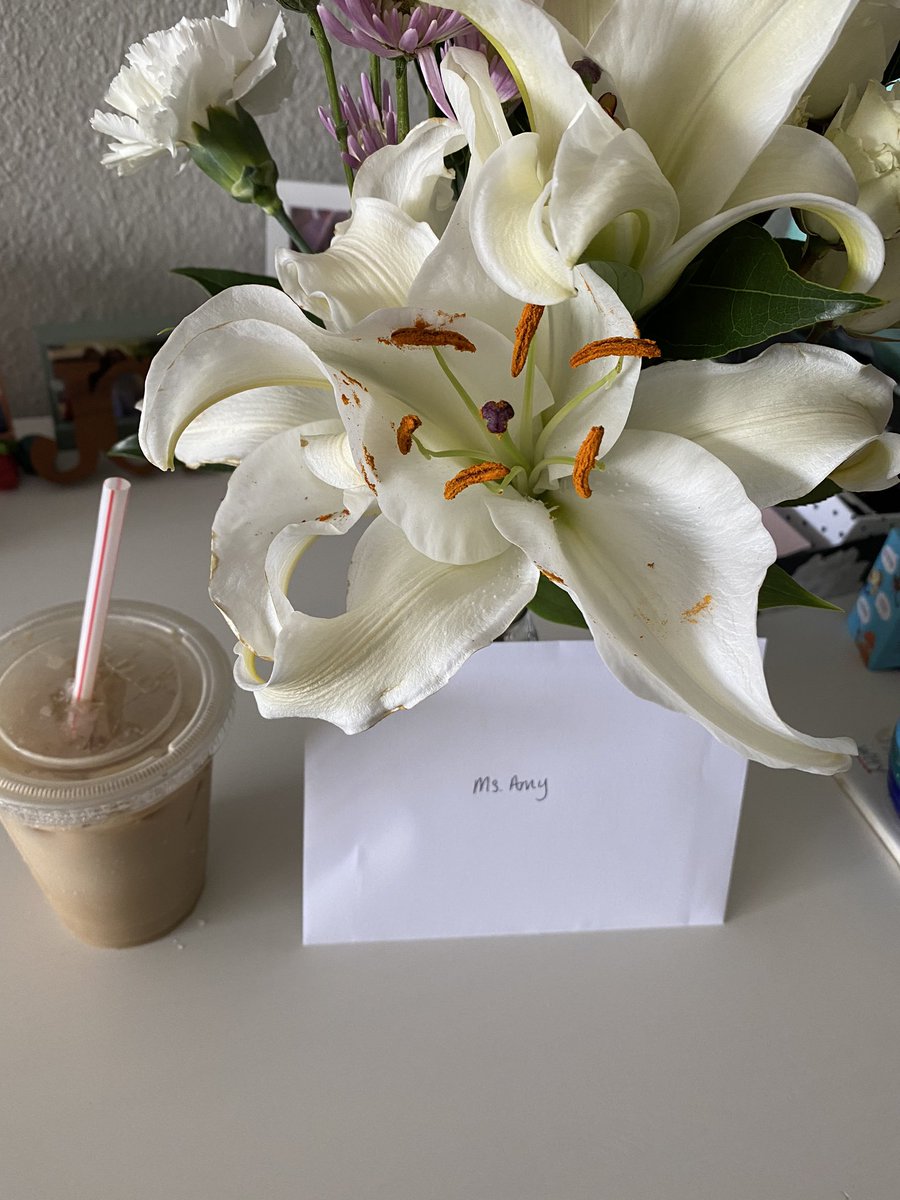 Have I mentioned how amazing our <a href="/BHKnights512/">Rhein Benninghoven Elementary</a> community is?? I’ll mention it again because one of my sweet students and her family came to see me with a special drop off today. I feel so loved and thankful 💜