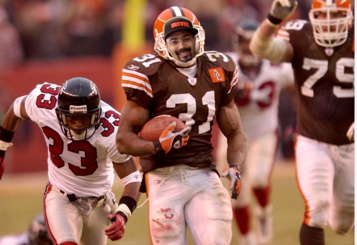 ed_in_columbus's tweet photo. .@egoldie80 @ESPNCleveland
โRun, Emmett, Run!โ #KNRBracket https://t.co/yXeVkn2zKC