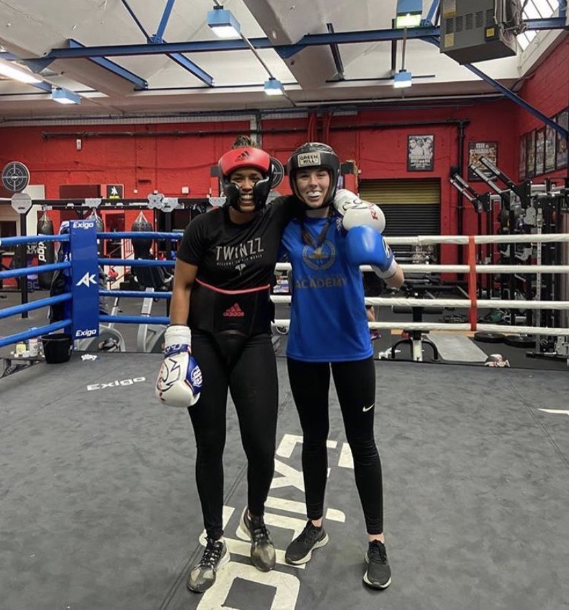 elliemaeob1's tweet image. Best two years @thejgacademy 🥊👊🏻