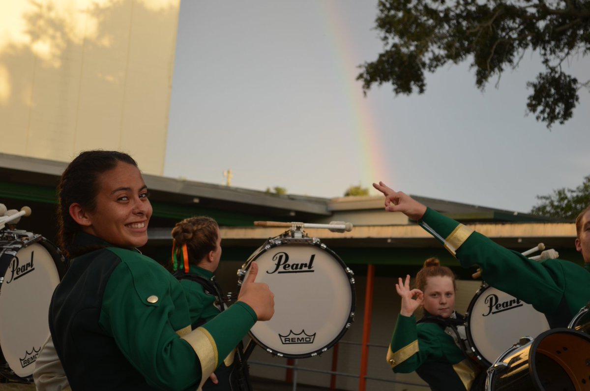 That #FridayFeeling ...have a great #MemorialDayWeekend everyone! 🤗👍👌 #shswarhawkband