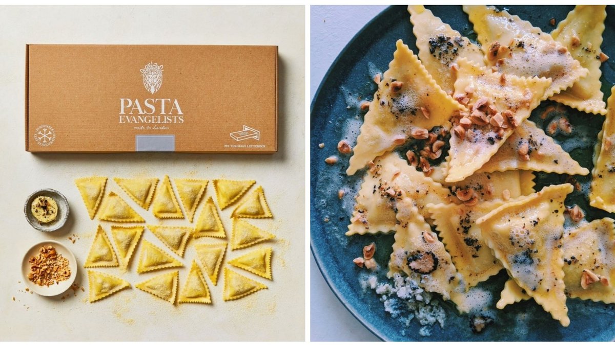 #COMPETITION TIME📯
#WIN one dinner for 2 lucky winners with one of our delish Pasta Feasting Boxes🍝🏆⁠

⁠To enter:
1.Follow us on twitter @pastaevangelists 
2.Retweet this post!
3.Tag someone you want to share this with💌⁠
⁠UK only. Ends 27/5/2020! Good luck✨ #giveaways