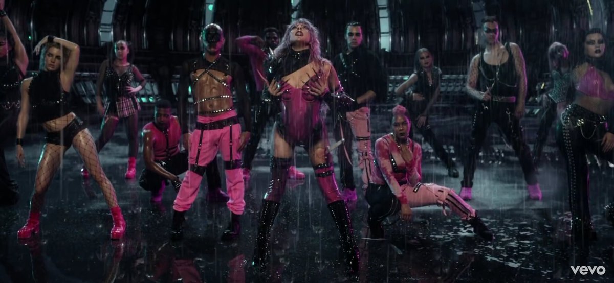 bloooo_mary's tweet photo. 🔥💧 
#RainOnMeMusicVideo #LadyGaga https://t.co/48WvV3SFk2