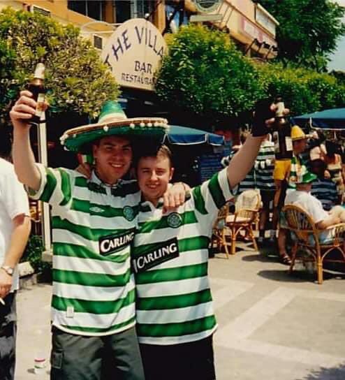rhythmoftime's tweet image. Hard to believe it's 17 years since Seville!🍀#CelticFC