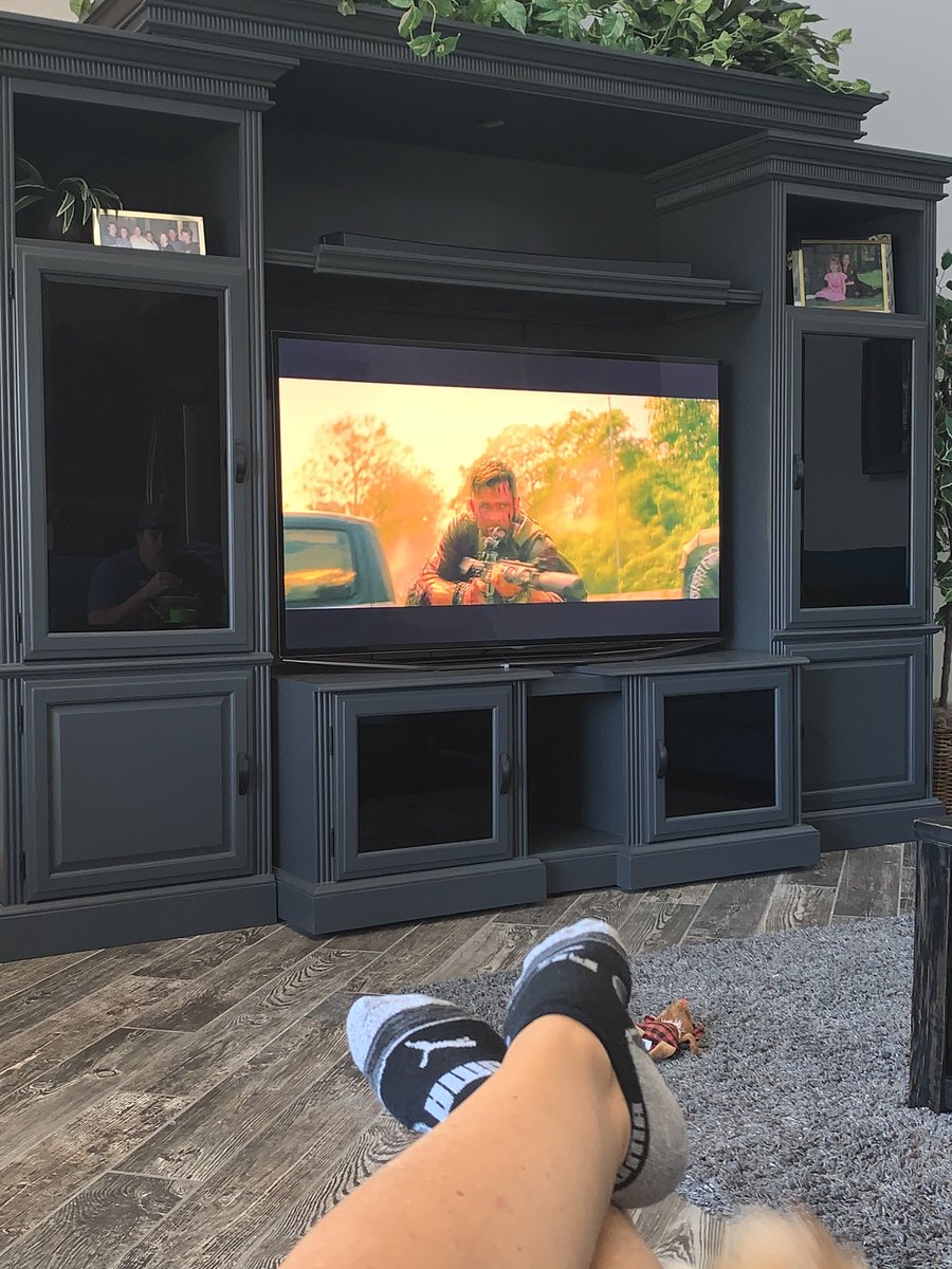 MrsRotnjetski's tweet image. My man @chrishemsworth makes every day better! 

#ExtractionNetflix