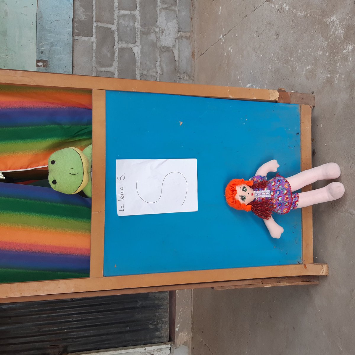 GamarraVelki's tweet photo. #transformomisprácticascuando recurso a la creatividad para mantener a mis estudiantes conectados al aprendizaje @Dianisarrieta6 @VanesaZiga2 @Leidy78292022 @SierraMerlys @DiegoSerje @yurygamarra @CarmenNigrinis @AnaMari59457253 @AlimisBonilla @MarthaSuarez73 @ismebarrera20 https://t.co/TZzfeHUbWT