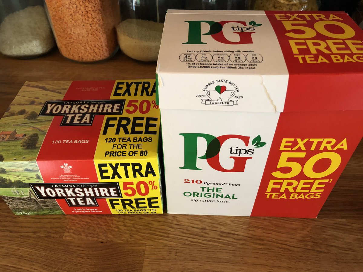 thejinx6's tweet photo. @PGtips Just realised I’ve been done. Both *appear* to offer the same deal, but sneaky @pgtips pulling my pants down. https://t.co/LvrOv5iY5b