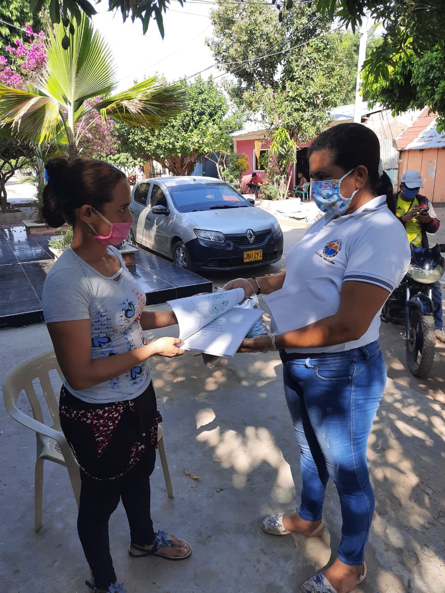 Marelvi95664324's tweet photo. #transformomipracticadocentecuando reinvento estrategias de aprendizaje para llevar guías  a los niños a sus casa. https://t.co/Idc05Urqb3