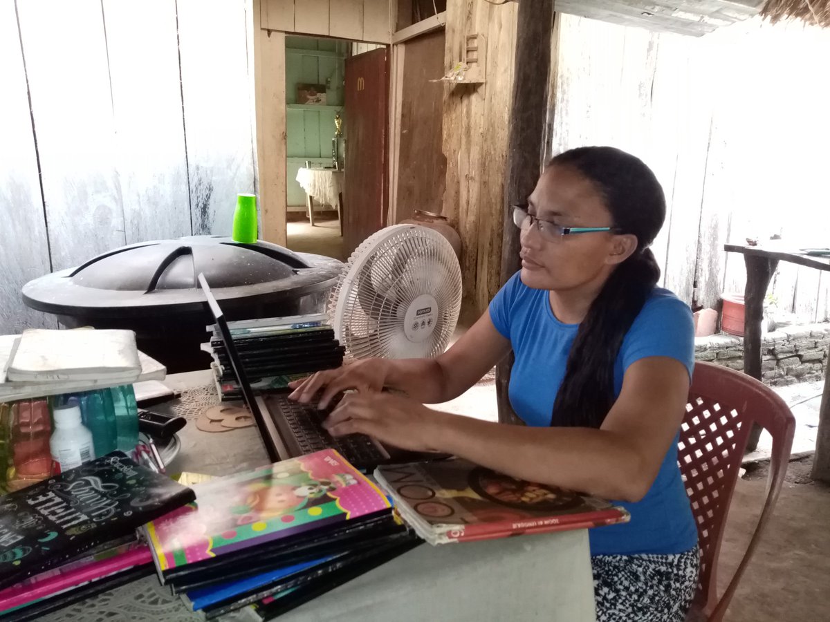 NeledysN's tweet photo. #transformoMipracticacuando apesar de las circuntancias que se presentan sigo adelante  por que persigo una meta la cual me lleva ser mejor cada dia en mi quehacer pedagogico y hacer mas innovadora al momento de planear mis clases https://t.co/DYGXYCy6A3