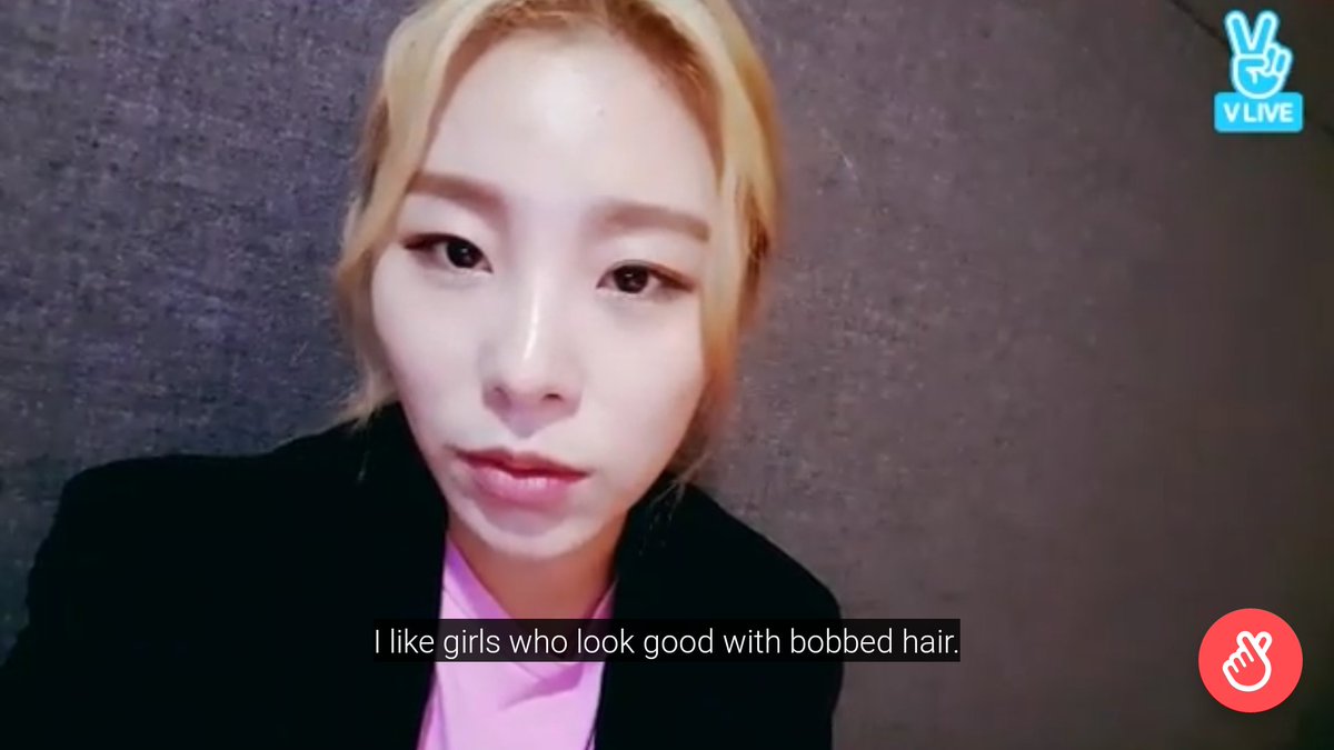 moo_vie_'s tweet photo. idk that sounds kinda gay to me
#Wheein #Chaeyoung #Wheechaeng https://t.co/Xq0WpsQYLq