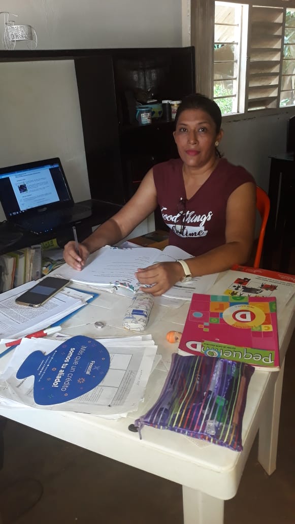 EllesMartha's tweet photo. #TransformoMiPrácticaCuando, reinvento estrategias,para ayudar en el aprendizaje de los estudiantes. Los límites no existen,solo si los permites.@CreoUnimag @misil984 @Francybamado @albertoemiprado https://t.co/PwWk9HZZRE