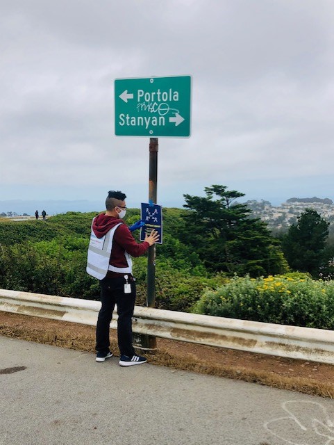 SF_emergency's tweet photo. Our Outreach Team was busy this past week posting important reminders in our favorite SF spots to stay 6 feet apart from others. It’s especially important to follow social distancing protocols and wear a face covering when leaving home this weekend. #KeepUpTheGoodWorkSF https://t.co/CG9b6zRzrD