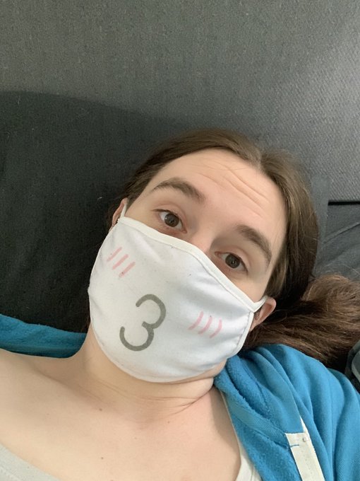 #selfie https://t.co/aQAnm7iEmH<a href="/tag/selfie"class="tags">#selfie</a>