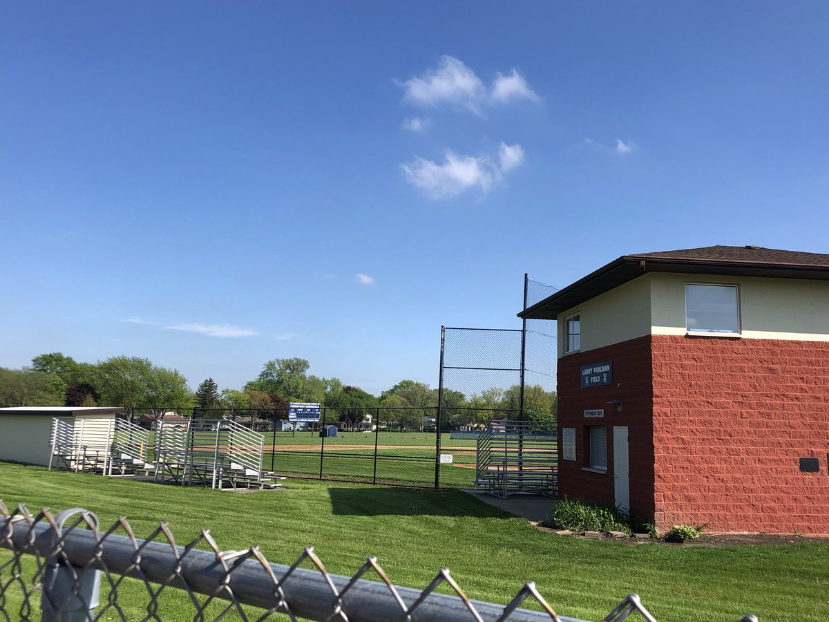 dtm_08's tweet photo. “Love recognizes no barriers. It jumps hurdles, leaps fences, penetrates walls to arrive at its destination full of hope” Keep Hope Alive ‘20-‘21 #ProspectStrong #30Strong @FrankMirandola @KnightsofPHS @PHS_DeBoeuf @Go_PHS_Knights @PHS_A_Boosters https://t.co/l2CztD8kzZ