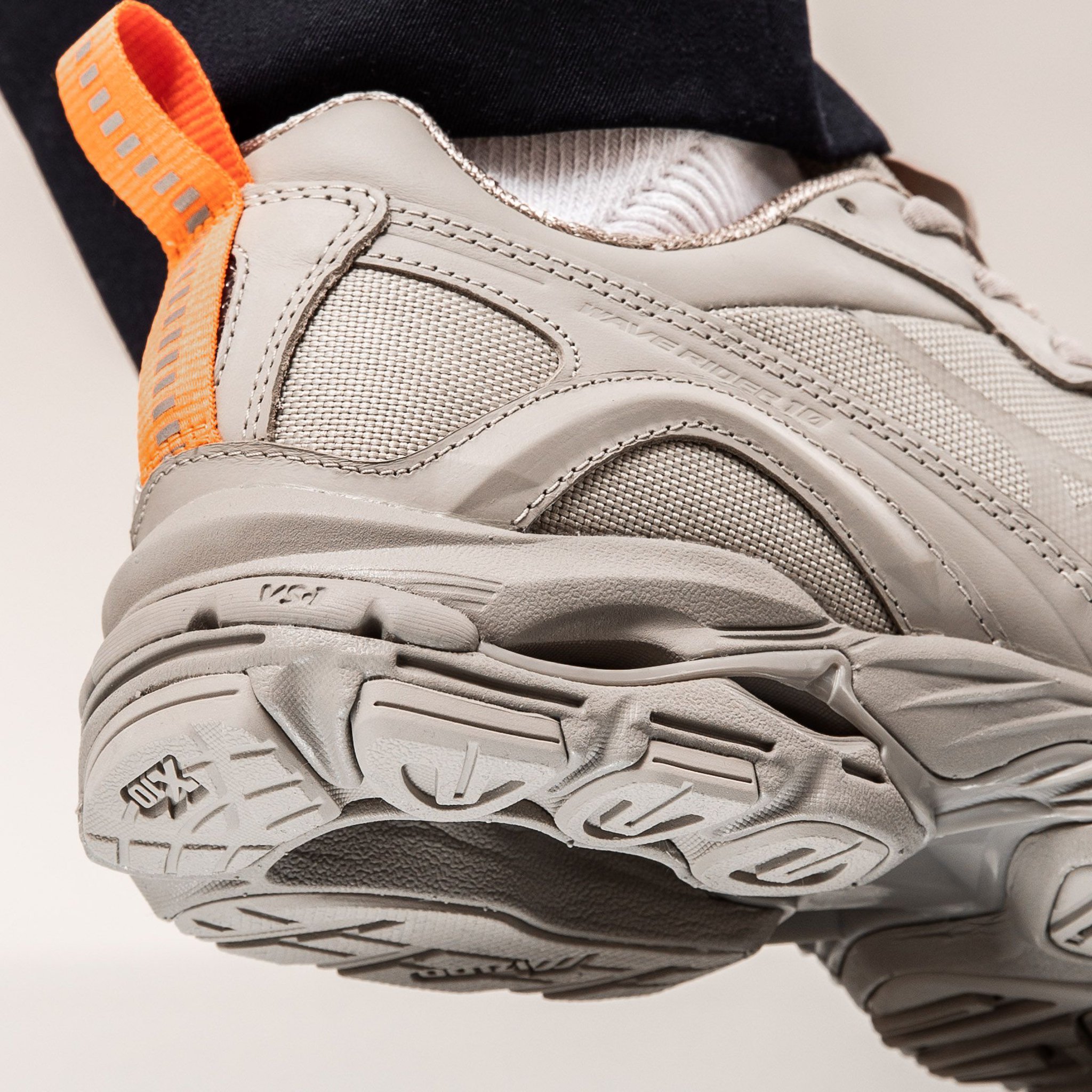 mizuno wave rider 10 2013