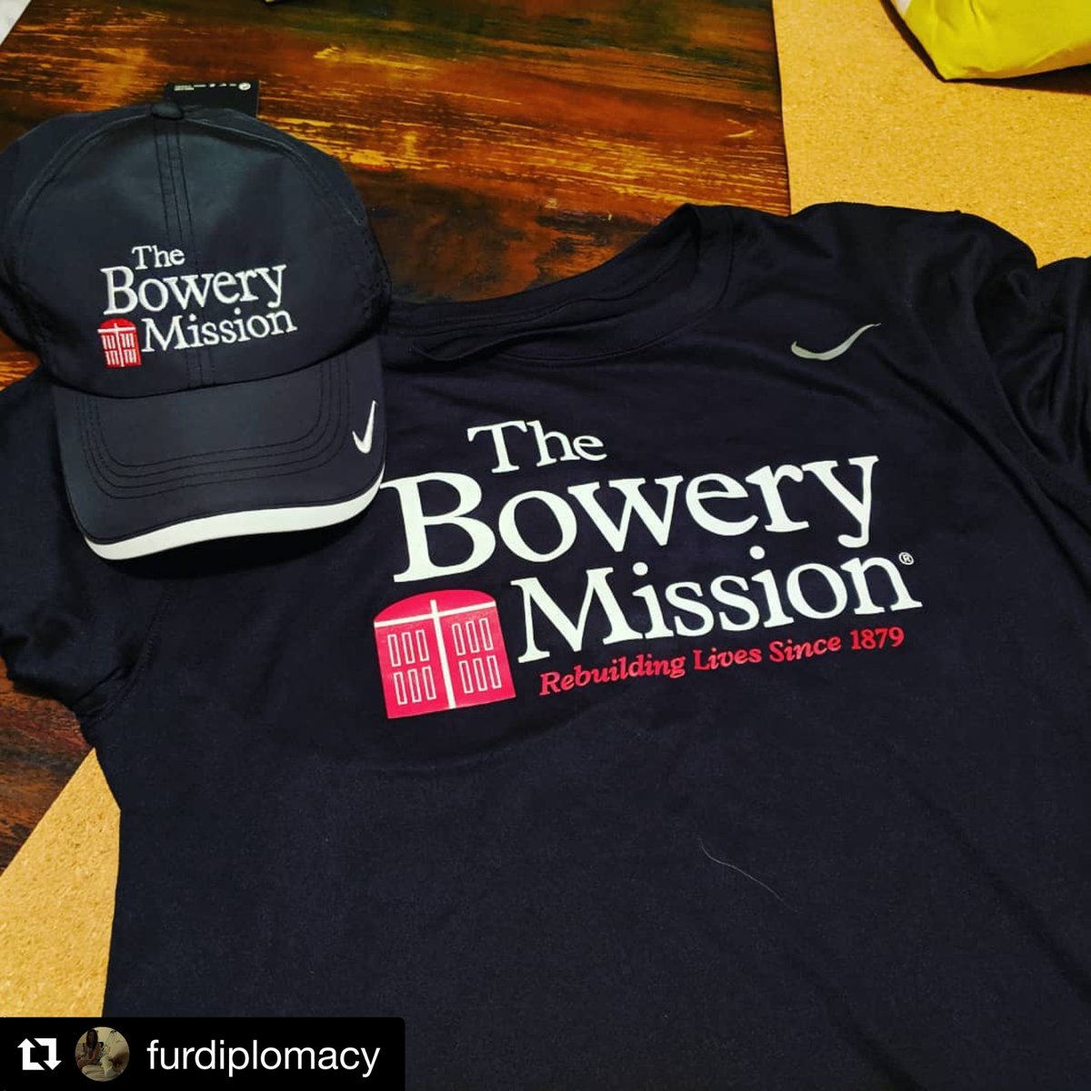 BoweryMission's tweet image. During these uncertain times, we're still thinking ahead to better days! ☀️🏃‍♀️🏃 Join #TeamBoweryMission as we journey towards the @nycmarathon this November. Learn more and apply: bowery.org/nycmarathon #TCSNYCMarathon #50YearsRunning #fundraisefriday #fundraise