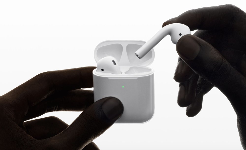 AirPods with Wireless Charging Case is a Pretty Good Deal at $149 [$50 Off] dlvr.it/RX9xC3