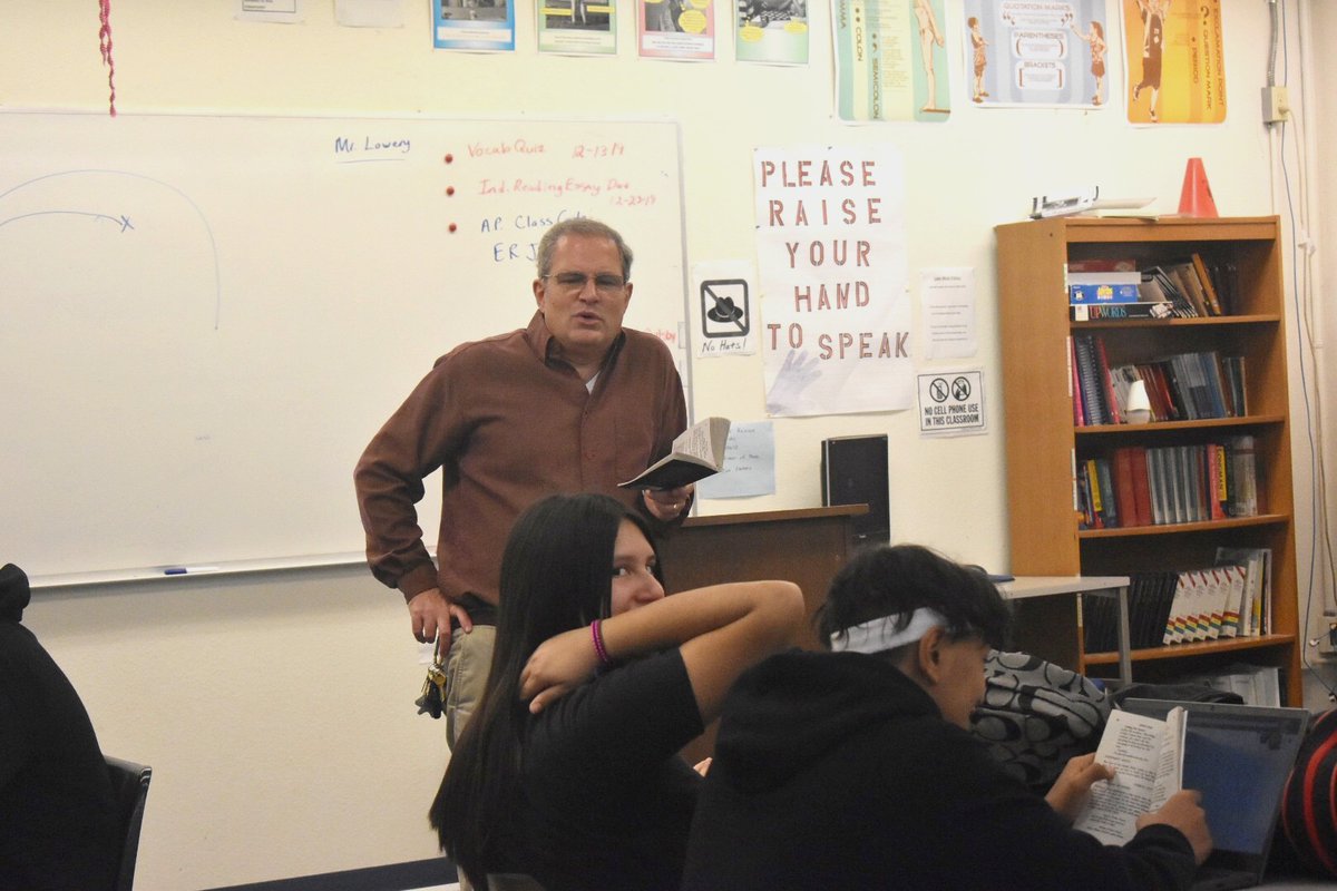 Borrego_usd's tweet photo. Missing our students a little extra today! You guys are awesome!
#borrego #borregosprings #bsusd #borregounified #education #students #rockstarstudents #yougotthis #distancelearning https://t.co/wLZ5XcxzVo