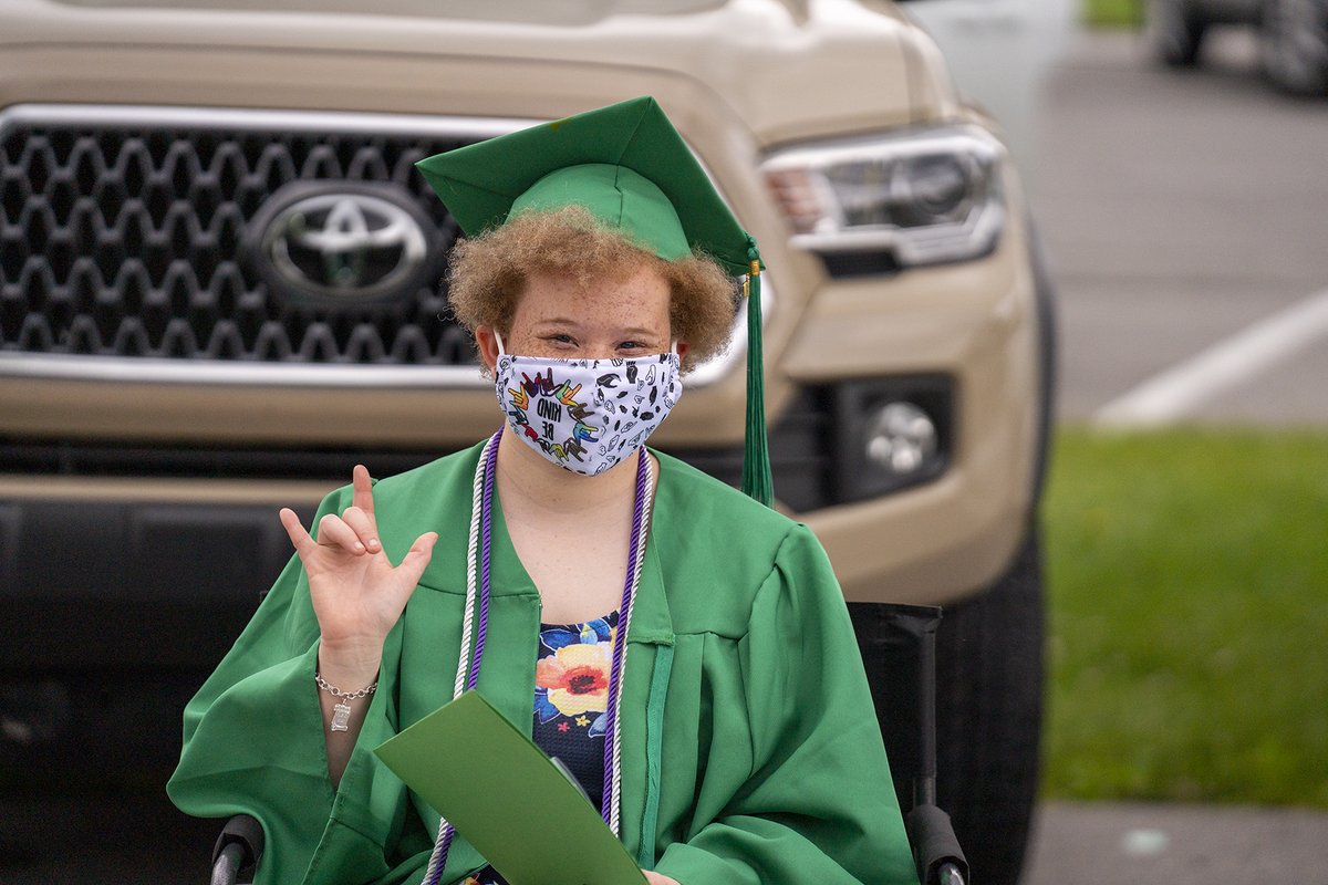 Today's graduation celebration @KentuckyDeaf was a truly special occassion. Congratulations to our graduates -- I am so incredibly proud of you! #ClassOf2020 #KyEd #TeamKDE #TeamKentucky #KyClassOf2020
