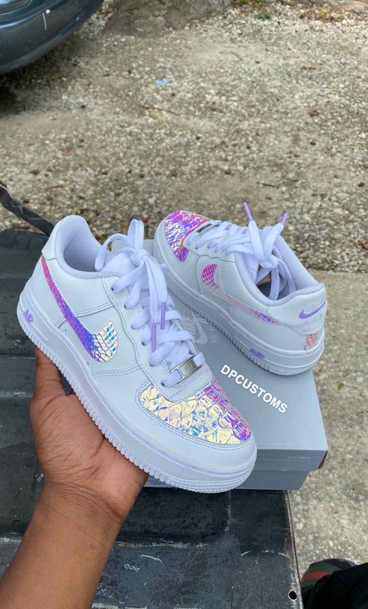 dpthepresident's tweet photo. Holographic Snakeskin πΊπ₯
#DPCUSTOMS https://t.co/E7WXs2oCzu