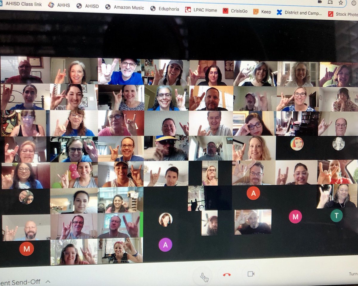 It’s not goodbye, it’s till I see you again! Retirement send-off for our Mike Norment, Ann Mar &amp; Monica McCune 💛💙 <a href="/AHHSmules/">AHHS Mules</a> <a href="/AHISD/">Alamo Heights ISD</a>