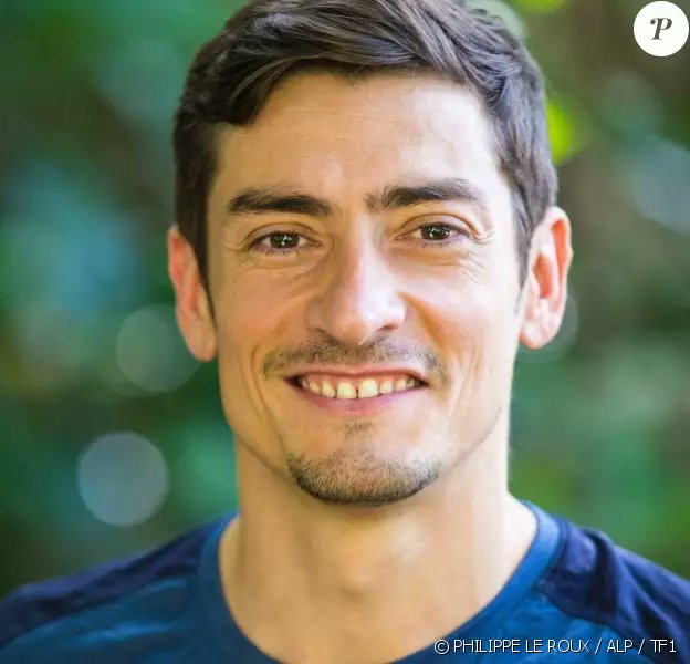 gaet_OM's tweet photo. Claude ce soir :
-gagne l'épreuve
-venge tehe et Jessica 
-leçon de moral à Regis

La classe à l'état pur #KohLanta https://t.co/KSxjlrwj0h