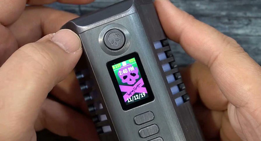 EidolonEddy's tweet photo. @thevapemanphoto @CaledonianVapes @vibeavape Is that Β£60 for the standard 200w model or the #DNAChipset version? I have my eye on the gunmetal #OdinDNA with #Blotto and #BlottoMini setup. https://t.co/VEuyir0bSr