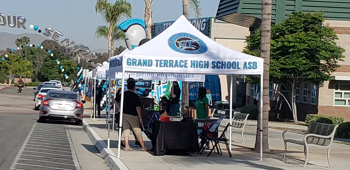 GTHSCounseling's tweet photo. Senior Checkout. Congrats class of 2020!!@gths_asb https://t.co/Rs4CsXLqYH