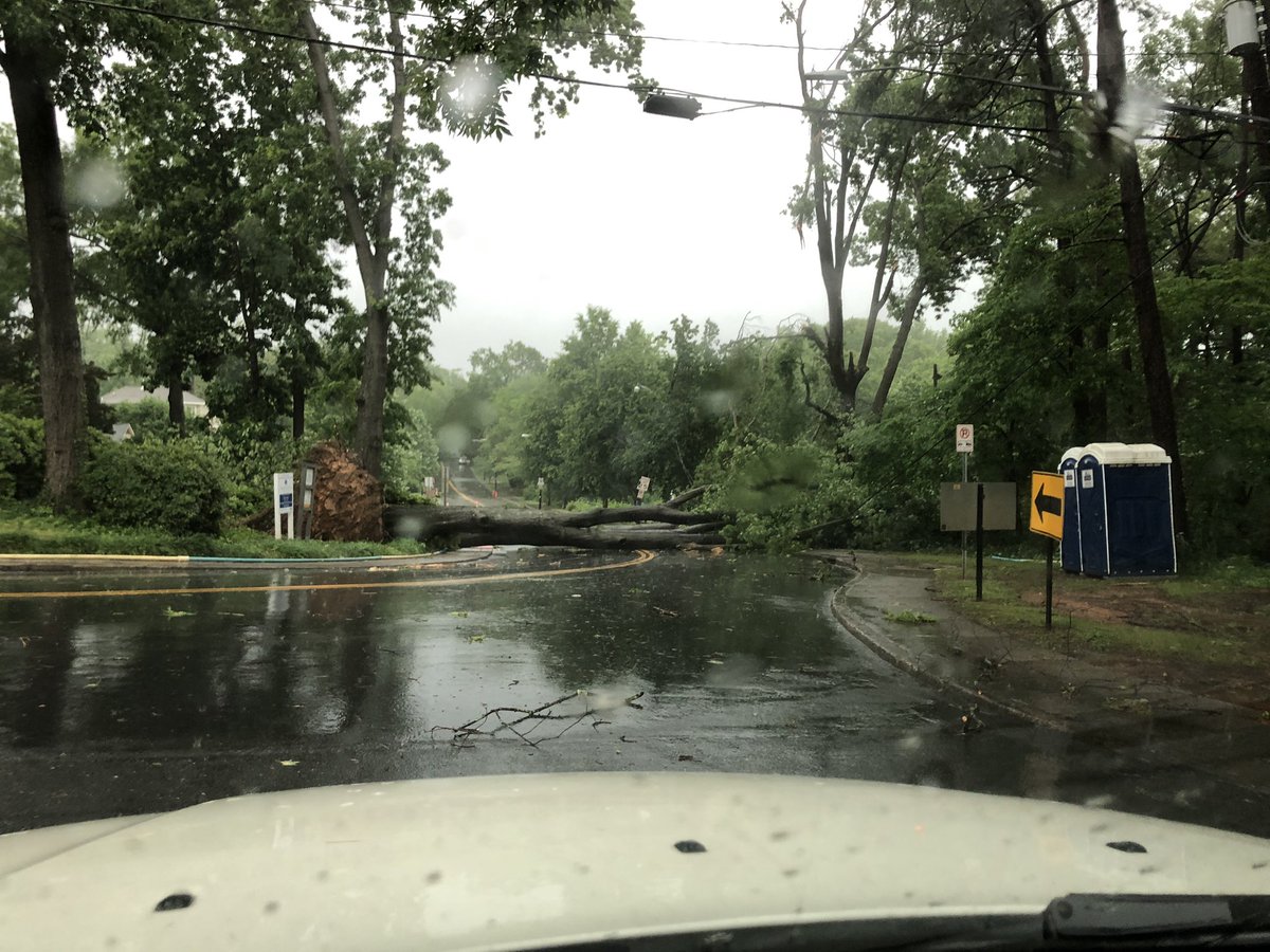 Trees down blocking Roswell at Pender, and Lilac at Cumberland.  #cltwx  #charlotte
