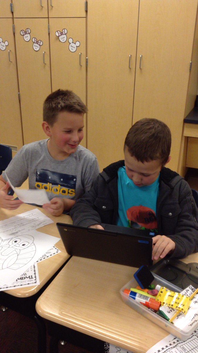 classroomsmith's tweet image. Students enjoyed their Hour of Code 2019 and other coding activities throughout the year. #Hourofcode2019 #LevelUpRL